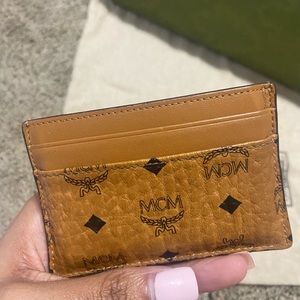 Mcm cardholder